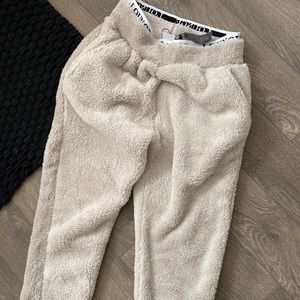 Brand new lounge wear pants tags on